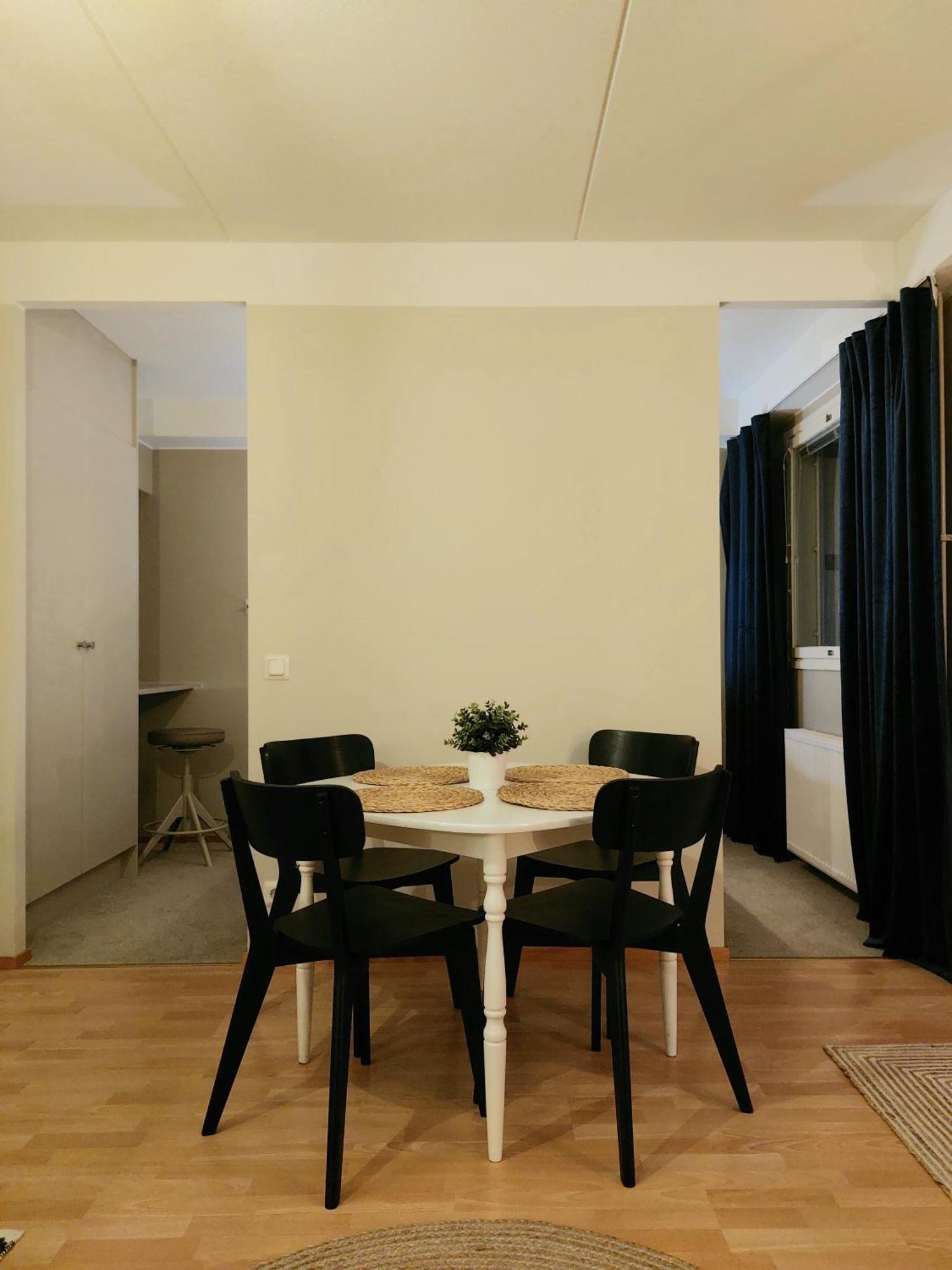 Saunallinen Kolmio Jaetkaesaaressa Helsinki Buitenkant foto